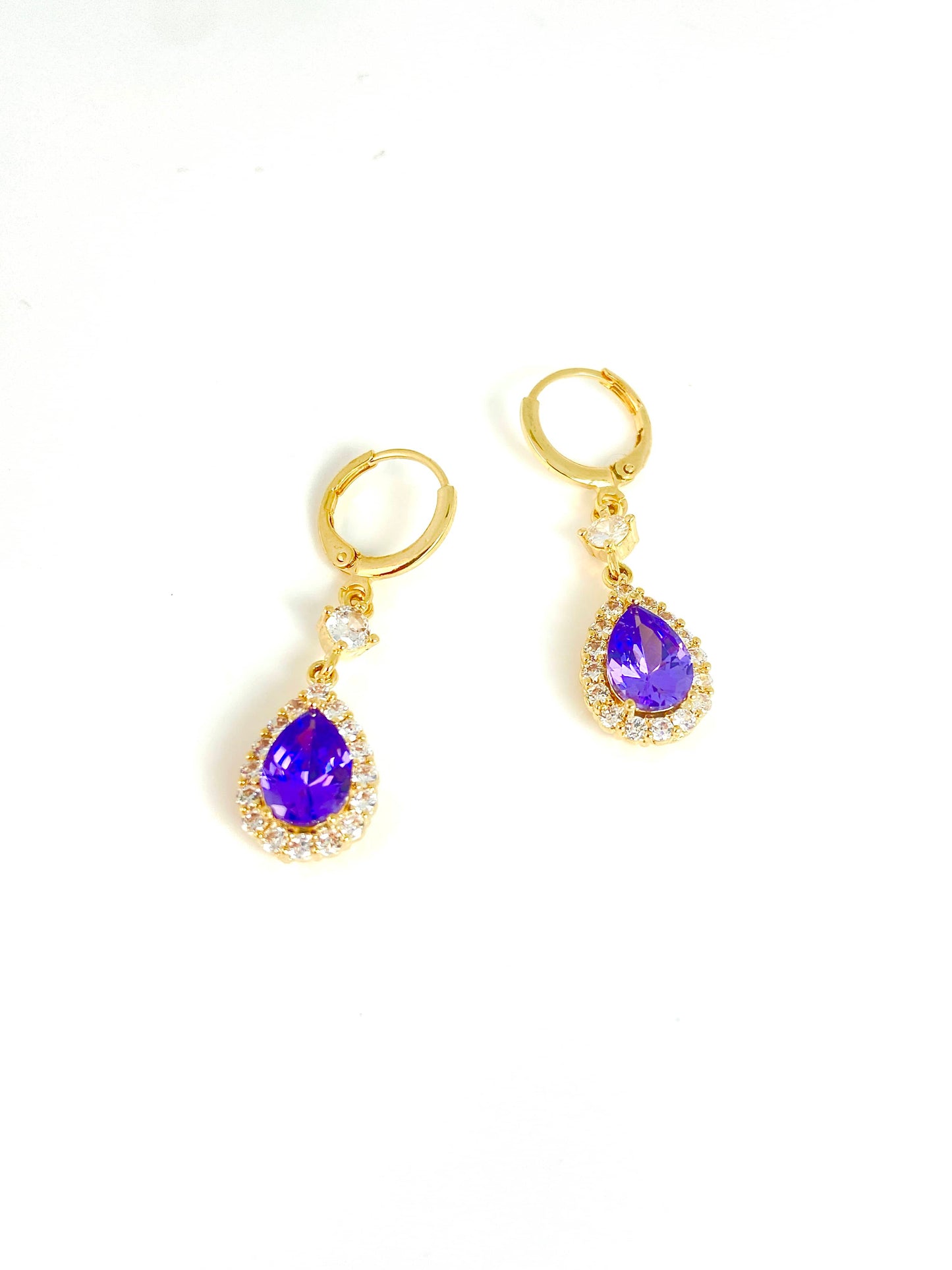 Purple teardrop-shaped crystal earrings